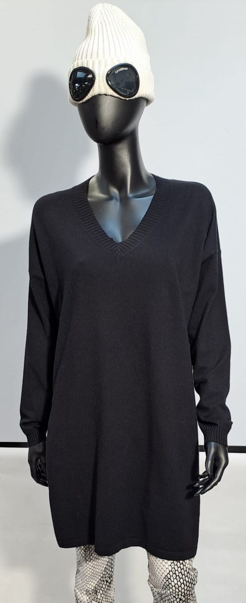sweter marc aurel